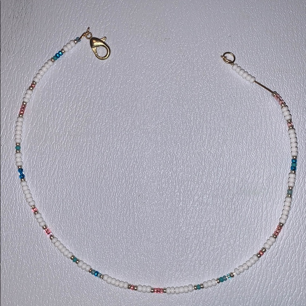 HOMEADE beaded necklace